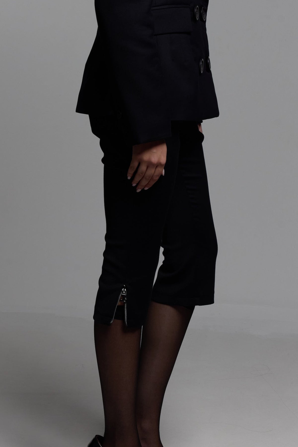 Capri pants in Black