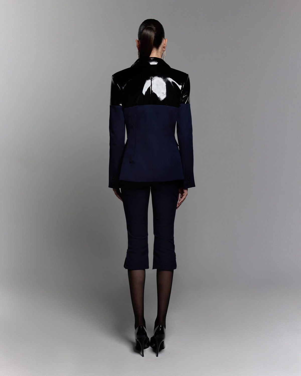 Two-Tone Latex Blazer in Navy - ZAIANI