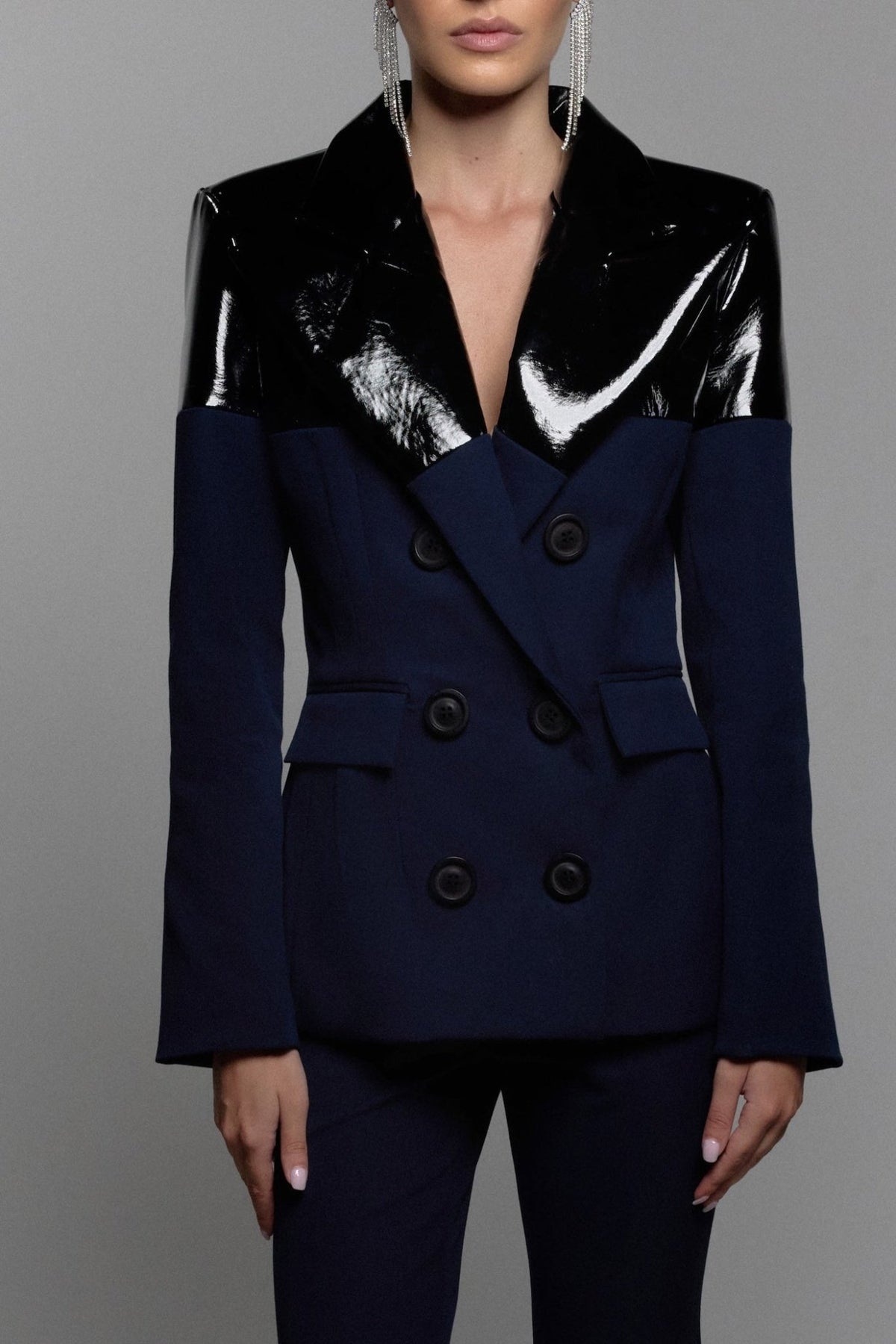 Two-Tone Latex Blazer in Navy - ZAIANI
