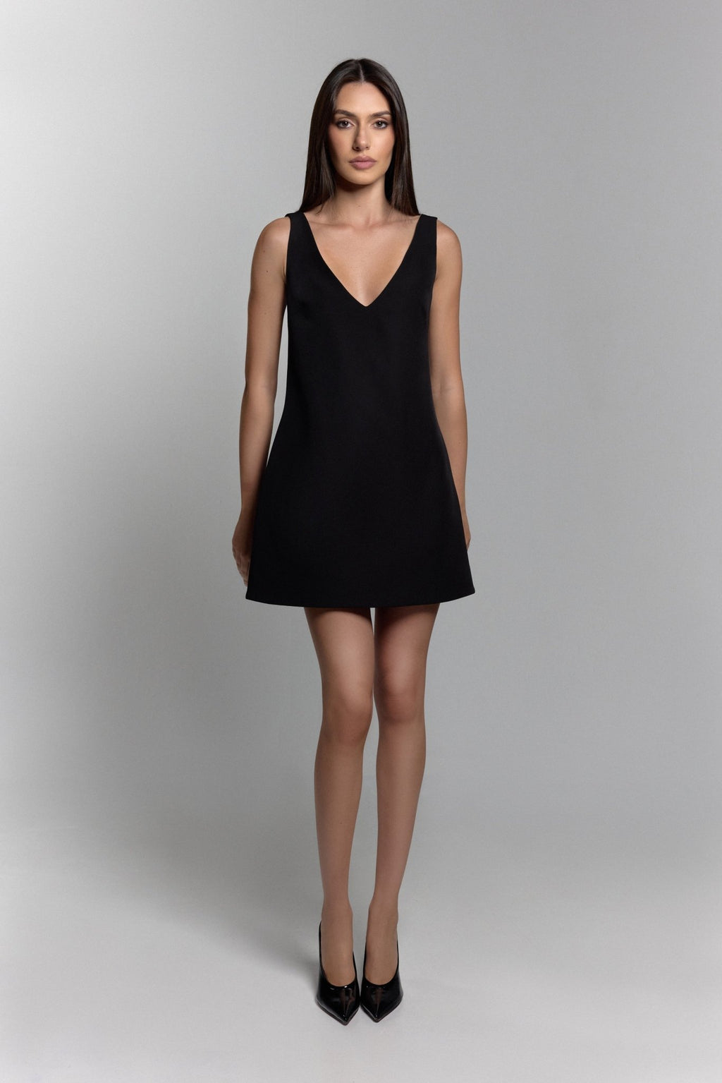 V-Neck Dress in Black - ZAIANI