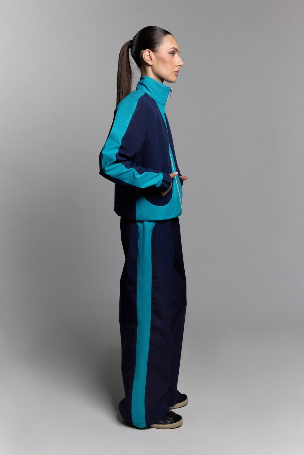 ZAIANI WATER-REACTIVE SET in Navy - ZAIANI